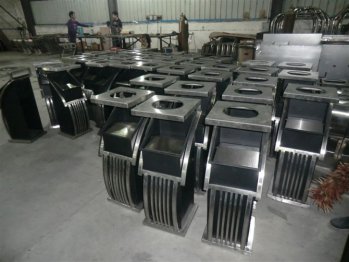 鋼制分類(lèi)垃圾桶組裝